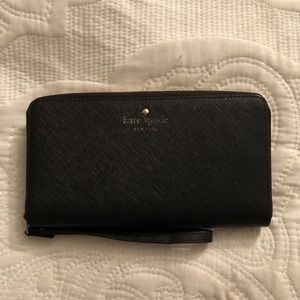 Authentic kate spade wristlet 💛moving sale💛